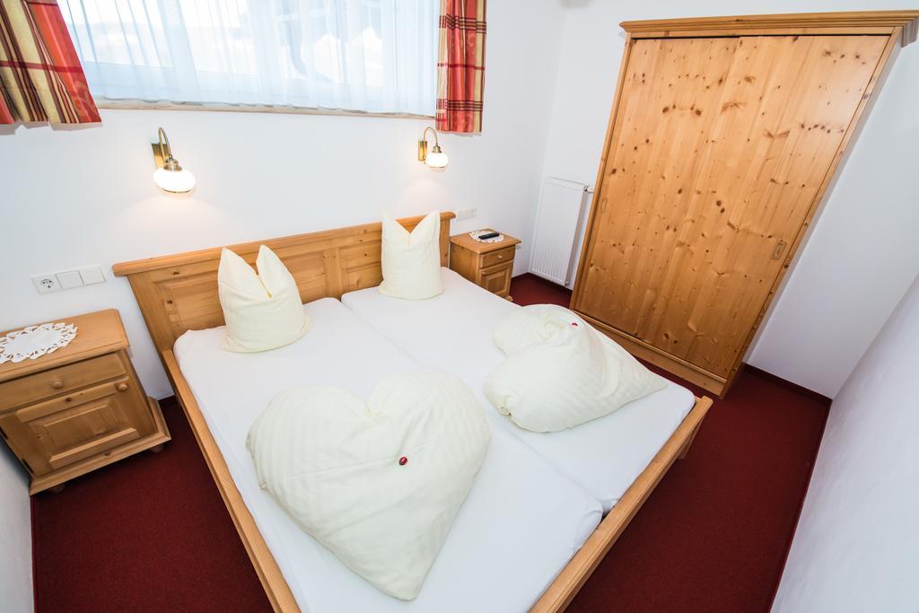 Aparthotel Ederhof Schlanitzen Phòng bức ảnh