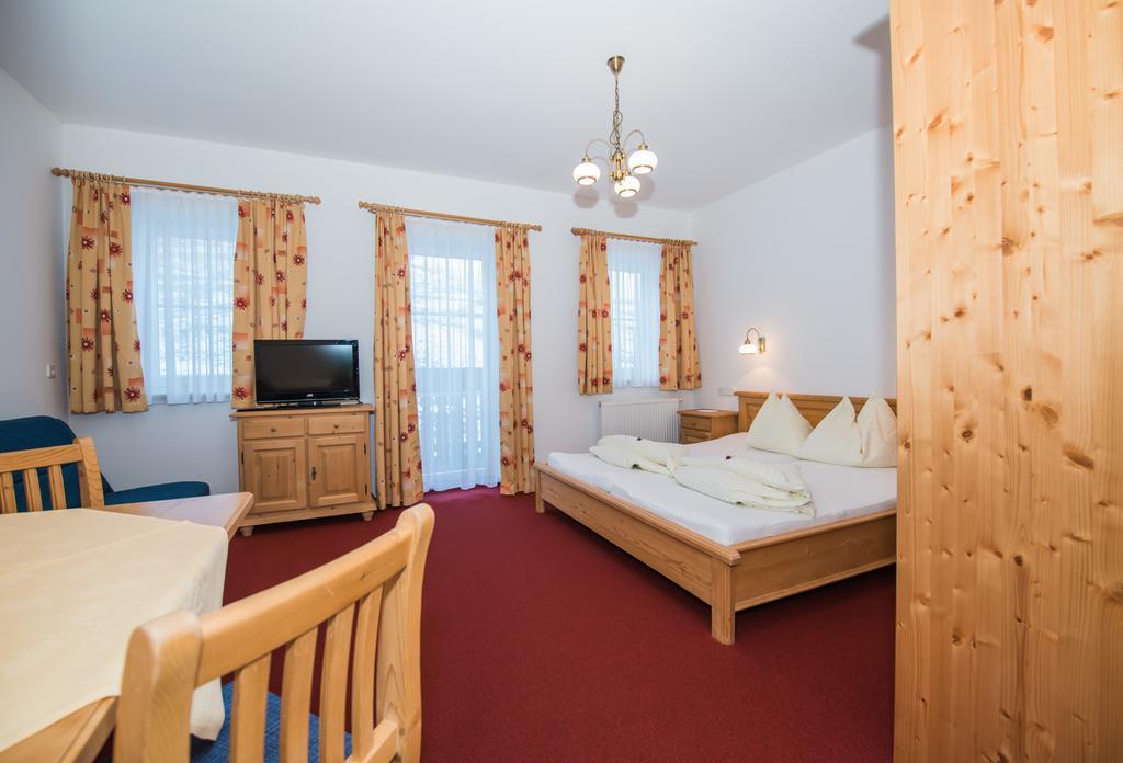 Aparthotel Ederhof Schlanitzen Phòng bức ảnh